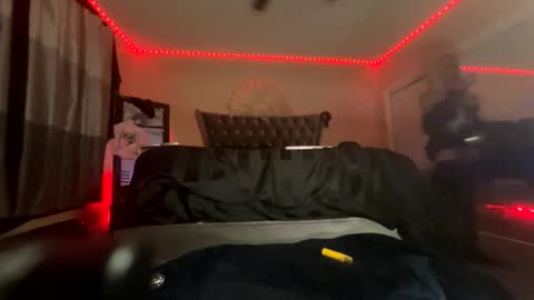 luvvlee online show from 17, 2, 2026