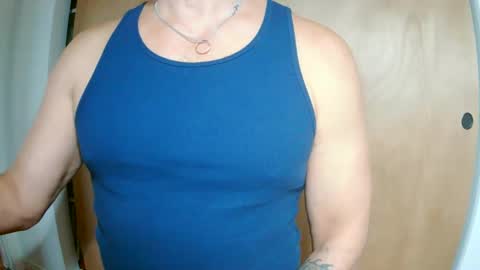Snapshot of luvzjerkingoff chatting on 6, 12, 2024 luvzjerkingoff online show from 6, 12, 2024