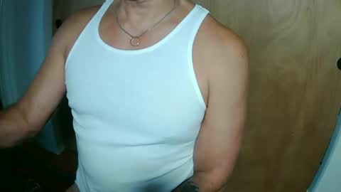Snapshot of luvzjerkingoff chatting on 20, 12, 2024 luvzjerkingoff online show from 20, 12, 2024