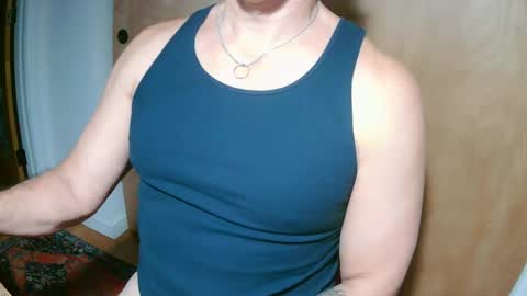 Snapshot of luvzjerkingoff chatting on 6, 1, 2025 luvzjerkingoff online show from 6, 1, 2025