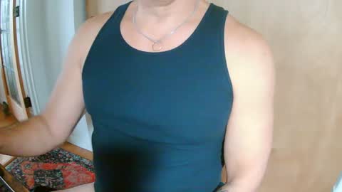Snapshot of luvzjerkingoff chatting on 7, 1, 2025 luvzjerkingoff online show from 7, 1, 2025