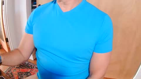 Snapshot of luvzjerkingoff chatting on 4, 2, 2025 luvzjerkingoff online show from 4, 2, 2025