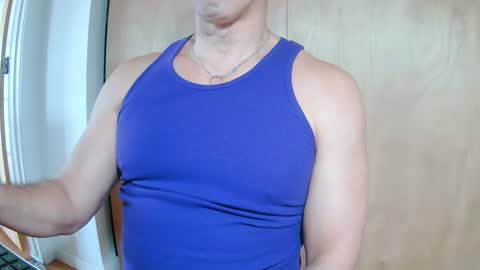 Snapshot of luvzjerkingoff chatting on 3, 3, 2025 luvzjerkingoff online show from 3, 3, 2025