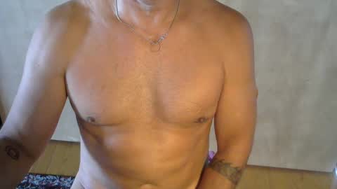 Snapshot of luvzjerkingoff chatting on 17, 9, 2025 luvzjerkingoff online show from 17, 9, 2025