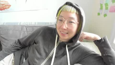 Snapshot of luxgray chatting on 21, 3, 2026 LuxGray online show from 21, 3, 2026