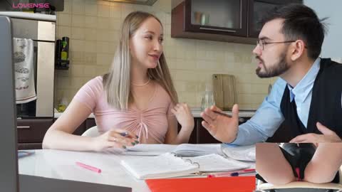 Snapshot of luxmur chatting on 8, 12, 2024 Becky and Andy online show from 8, 12, 2024