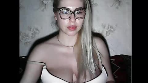 LuxSonyaStar online show from 19, 1, 2025