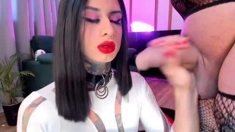 Snapshot of luxyshy chatting on 18, 1, 2025 Lucy and Kristhy online show from 18, 1, 2025