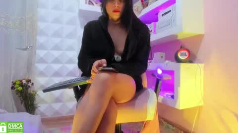 Snapshot of luz_celeste_ chatting on 10, 10, 2025 Luz online show from 10, 10, 2025