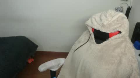 Snapshot of luz_hot_22 chatting on 21, 10, 2025 britnney online show from 21, 10, 2025