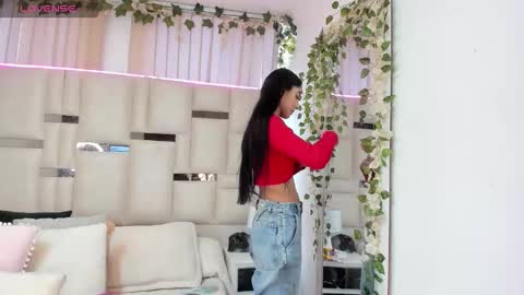 Snapshot of lya_brown chatting on 15, 11, 2025 lya_brown online show from 15, 11, 2025