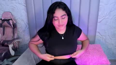 Snapshot of lya_dubois_ chatting on 23, 2, 2026 LYA DUBOIS online show from 23, 2, 2026