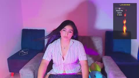 Snapshot of lya_dubois_ chatting on 20, 3, 2026 LYA DUBOIS online show from 20, 3, 2026