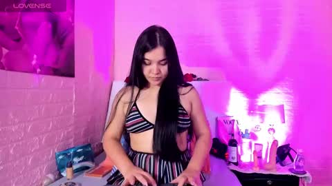 Snapshot of lyaa_collins_ chatting on 14, 9, 2025 Lya online show from 14, 9, 2025