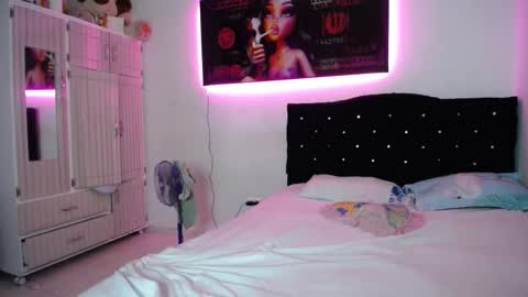 Snapshot of lyda20 chatting on 26, 10, 2025 lyda online show from 26, 10, 2025