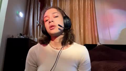 Viola online show from 2, 10, 2025