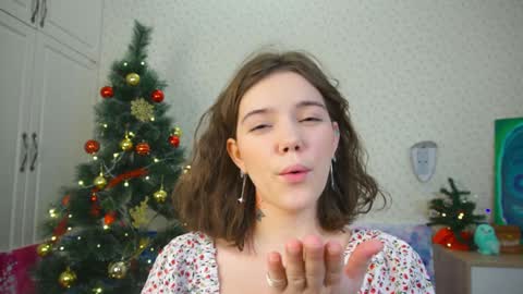 Snapshot of lyle_art chatting on 12, 12, 2024 hi im Lyle online show from 12, 12, 2024