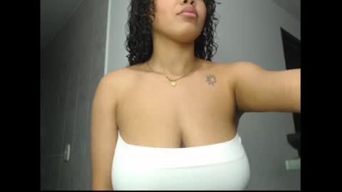 lylii_evans online show from 15, 1, 2025