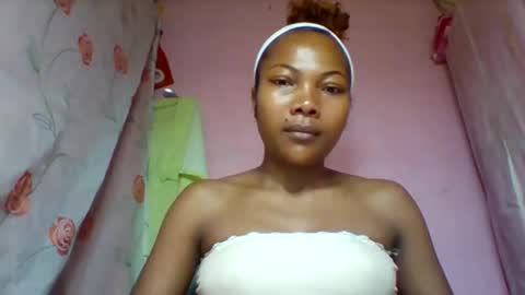 lyndah19 online show from 7, 2, 2026