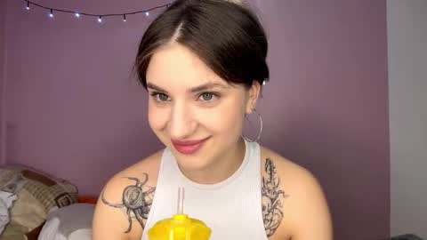 Lina online show from 5, 2, 2026