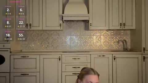 Hello there Im Eva3 Im new model here online show from 15, 9, 2025