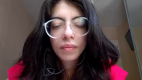 Snapshot of lynettesherrer chatting on 26, 11, 2025 lynettesherrer online show from 26, 11, 2025