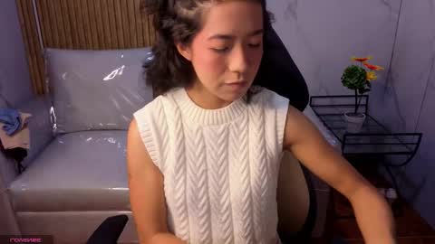 lynn_turner_ online show from 4, 2, 2026