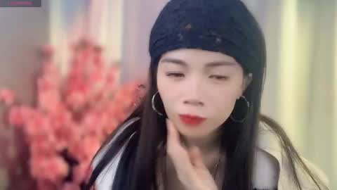 Snapshot of lynnalltop_165_keke chatting on 13, 11, 2025 lynnalltop_165_keke online show from 13, 11, 2025