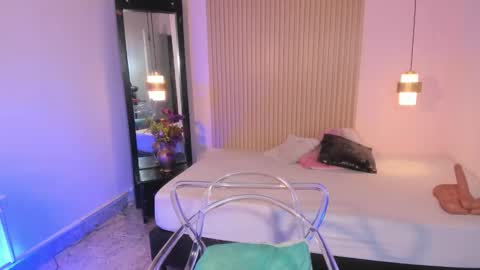 Snapshot of lyrafrost5 chatting on 10, 3, 2026 lyrafrost5 online show from 10, 3, 2026