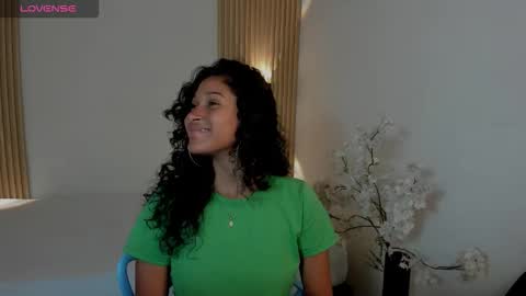 Snapshot of lyrafrost5 chatting on 13, 3, 2026 lyrafrost5 online show from 13, 3, 2026