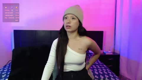 Snapshot of lyshana chatting on 4, 12, 2025 lyshana online show from 4, 12, 2025