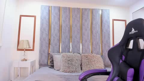 Snapshot of lyzzi_smith01 chatting on 11, 3, 2025 Lizzy smith online show from 11, 3, 2025