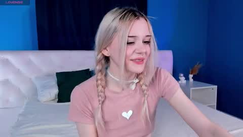 Snapshot of m1m1_angels chatting on 15, 3, 2026 Mimi GTM1 0200am-0945am Mon Tue Wed Thu Fri online show from 15, 3, 2026