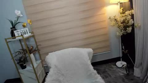 Janelovesu online show from 20, 12, 2024