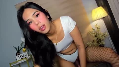 Janelovesu online show from 6, 2, 2025