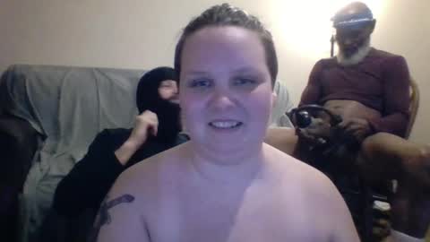 Snapshot of m3g0 chatting on 23, 11, 2025 tyler bones online show from 23, 11, 2025