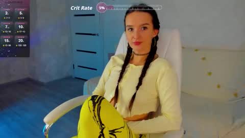 Snapshot of m_o_o_n_l_i_g_h_t chatting on 5, 12, 2025 moon light online show from 5, 12, 2025