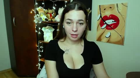 Snapshot of m_vikki chatting on 25, 1, 2025 Vikki online show from 25, 1, 2025