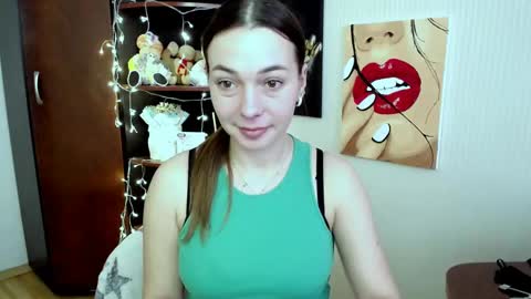 Snapshot of m_vikki chatting on 8, 3, 2025 Vikki online show from 8, 3, 2025