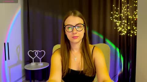 Snapshot of ma_ry_mee chatting on 18, 9, 2025 Mary  online show from 18, 9, 2025