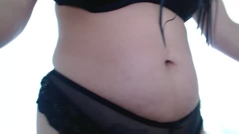 Snapshot of maaddy_thompson chatting on 6, 11, 2025 maaddy_thompson online show from 6, 11, 2025