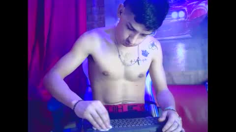 itgram pezlo josue online show from 4, 12, 2024