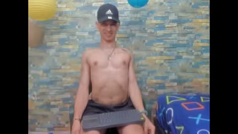 itgram pezlo josue online show from 13, 1, 2025