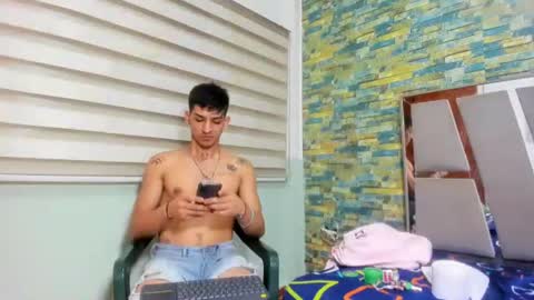itgram pezlo josue online show from 3, 2, 2025