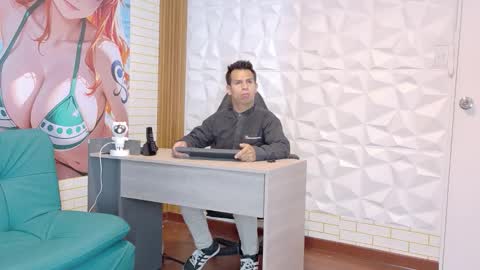 mabelineyesgreen303av online show from 4, 11, 2025