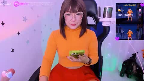 MacarenaIndependent model  online show from 12, 10, 2025