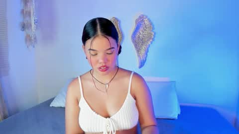 Macarena  online show from 28, 10, 2025