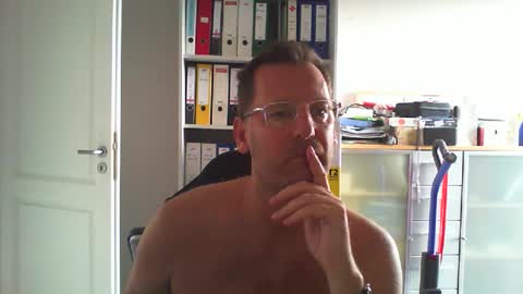 Snapshot of macfly67 chatting on 13, 9, 2025 macfly67 online show from 13, 9, 2025