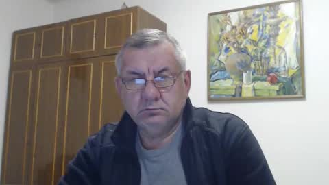 Snapshot of machomale3 chatting on 1, 11, 2025 Macho online show from 1, 11, 2025