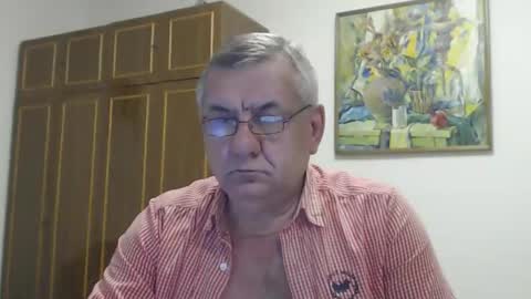 Snapshot of machomale3 chatting on 18, 11, 2025 Macho online show from 18, 11, 2025